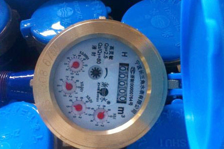 智能预付费水表的选择、安装与使用