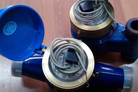 无线远传水表的出现，让抄表变得更简单！