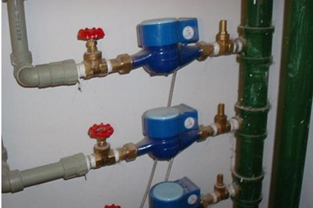 为什么IC卡预付费水表需定期更换？