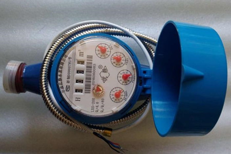 无线远传水表是如何进行数据采集传输的？